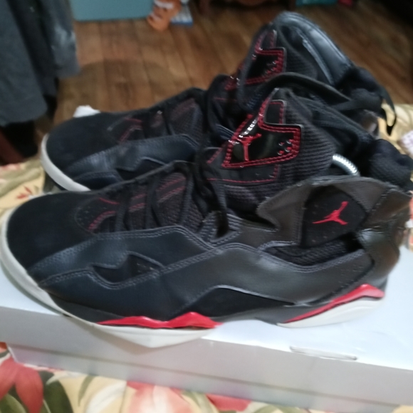 Air Jordan - Picture 1 of 5